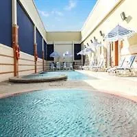 أبو ظبي Blumont Capital Hotel